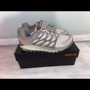 Merrell ANTORA 2 Moonbeam Womens shoes Size 9 NWT Hiking trail shoes